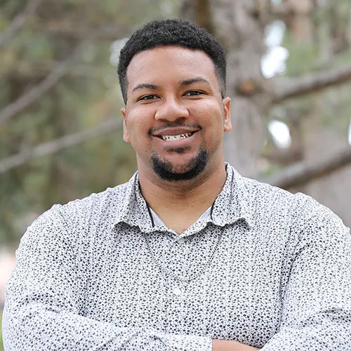 Jelani Watts headshot.