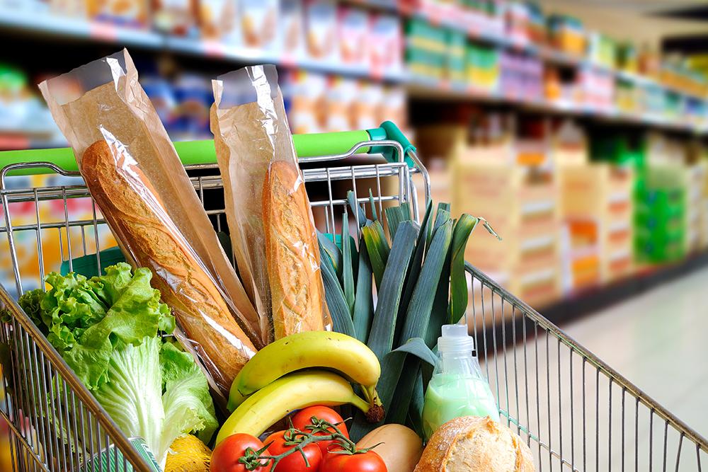 Ten tips for shopping smart for veggies and fruits, and they're